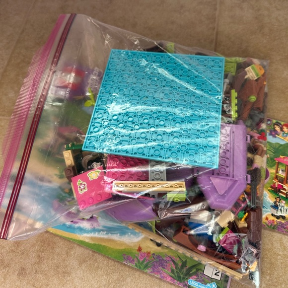 Lego Friends Jungle Rescue Base Set - Picture 4 of 6